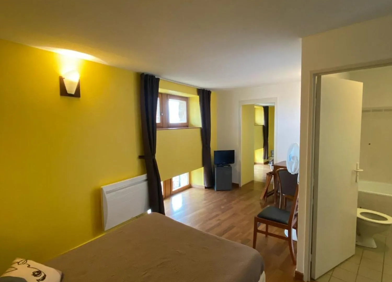 Auberge Des Trois Ami-Es Vinezac 0*,  Frankrike
